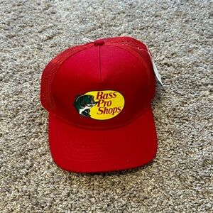 RED MESH BASS PRO HAT